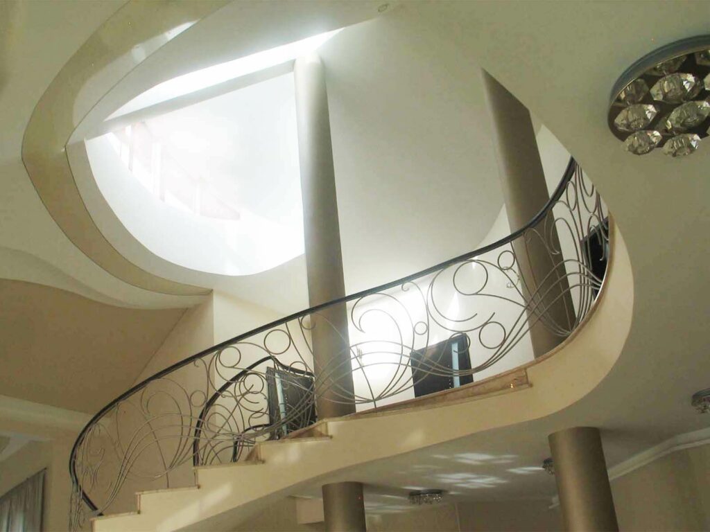 projekt rezydencji amaya realizacja wnetrza schody swietlik villanette